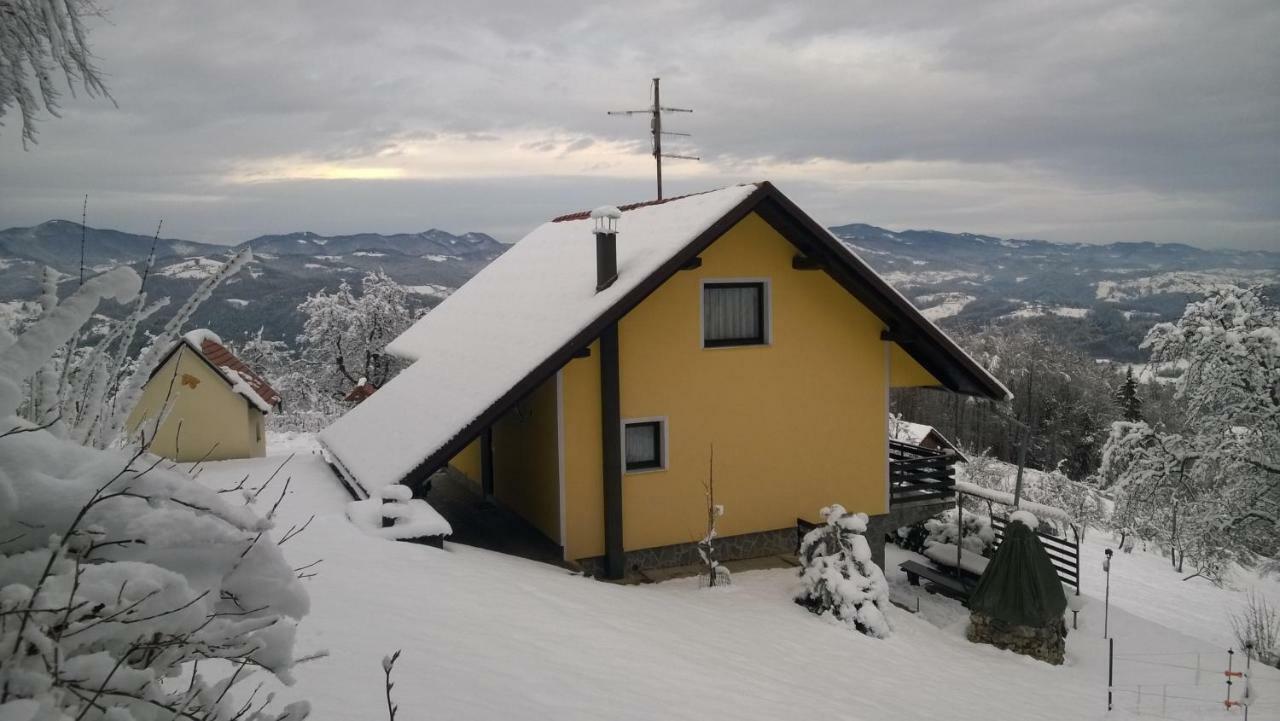 Villa Getaway "At The Three Lights" à Sevnica Extérieur photo